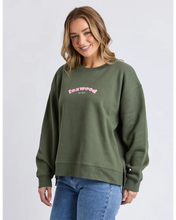 Load image into Gallery viewer, Solace Crew - Winter Moss