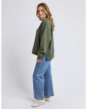 Load image into Gallery viewer, Solace Crew - Winter Moss