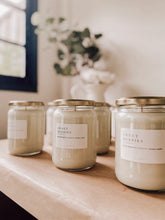 Load image into Gallery viewer, Sweet Berries Candle
