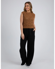 Load image into Gallery viewer, Luna Knit Vest - Tan
