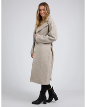 Load image into Gallery viewer, Whistler Coat - Oatmeal
