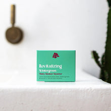 Load image into Gallery viewer, Shower Steamer - Revitalising Wintergreen
