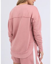 Load image into Gallery viewer, Simplified Crew - Dusty pink
