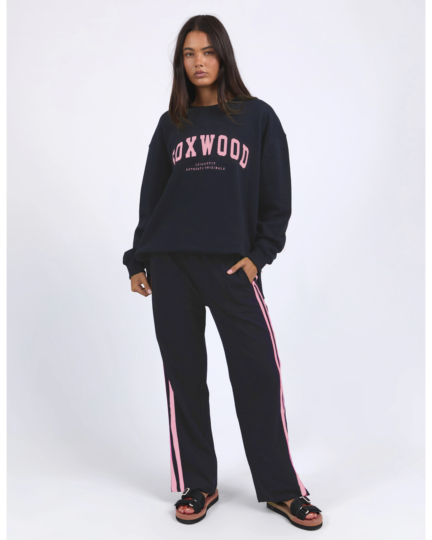 Interval Crew - Navy/W Neon Pink