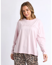 Load image into Gallery viewer, Simplified Long Sleeve Tee - Blossom
