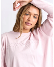 Load image into Gallery viewer, Simplified Long Sleeve Tee - Blossom
