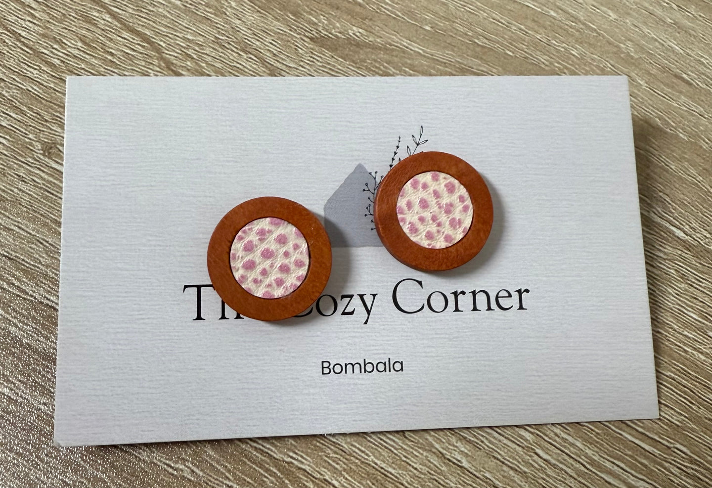 Stud Earrings W/pink