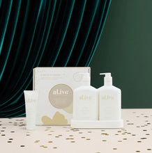Load image into Gallery viewer, Wash &amp; Lotion Duo + Handcream
