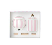 Load image into Gallery viewer, Raspberry, Honey &amp; Musk Mini Candle &amp; Diffuser Gift Set
