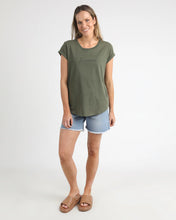 Load image into Gallery viewer, Signature Tee - Khaki
