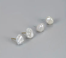 Load image into Gallery viewer, Fresh Water Pearls
