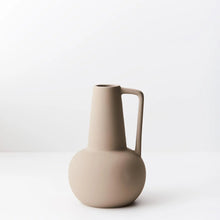 Load image into Gallery viewer, Lucena Vase - Sand
