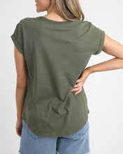 Load image into Gallery viewer, Signature Tee - Khaki
