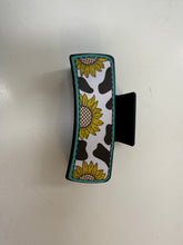 Load image into Gallery viewer, Claw Clip - Assorted Styles
