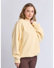 Load image into Gallery viewer, Essentials Crew - Lemon
