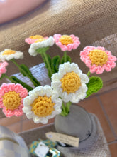 Load image into Gallery viewer, Crochet Daisy Flower - Single Stem

