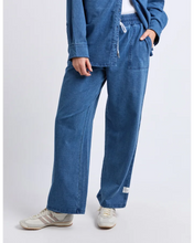 Load image into Gallery viewer, Valerie Trackpant - Blue Denim Look
