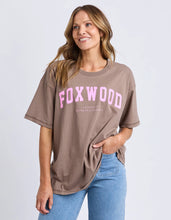 Load image into Gallery viewer, Interval Tee - Brown/Bright Pink
