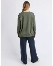 Load image into Gallery viewer, Simplified Long Sleeve- Khaki
