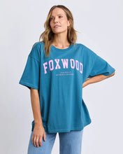 Load image into Gallery viewer, Interval Tee - Ocean W/Neon Pink
