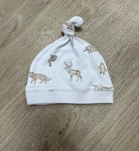 Load image into Gallery viewer, Baby Beanie Classic - Boy XS
