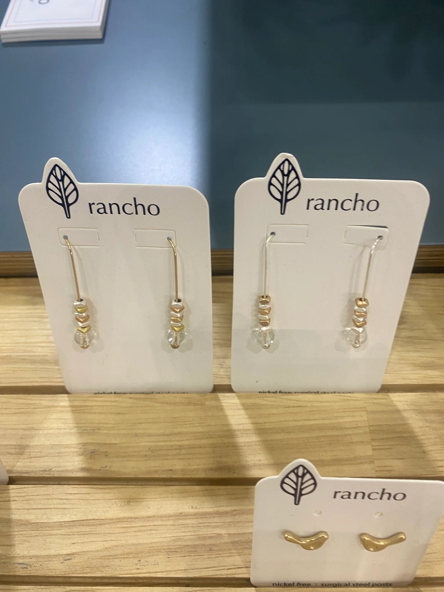 Glass bead spacer bead straight earrings