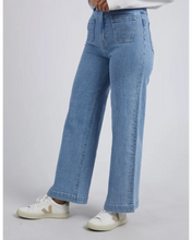 Load image into Gallery viewer, Sarah Wide Leg Jeans - Light Blue
