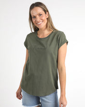 Load image into Gallery viewer, Signature Tee - Khaki
